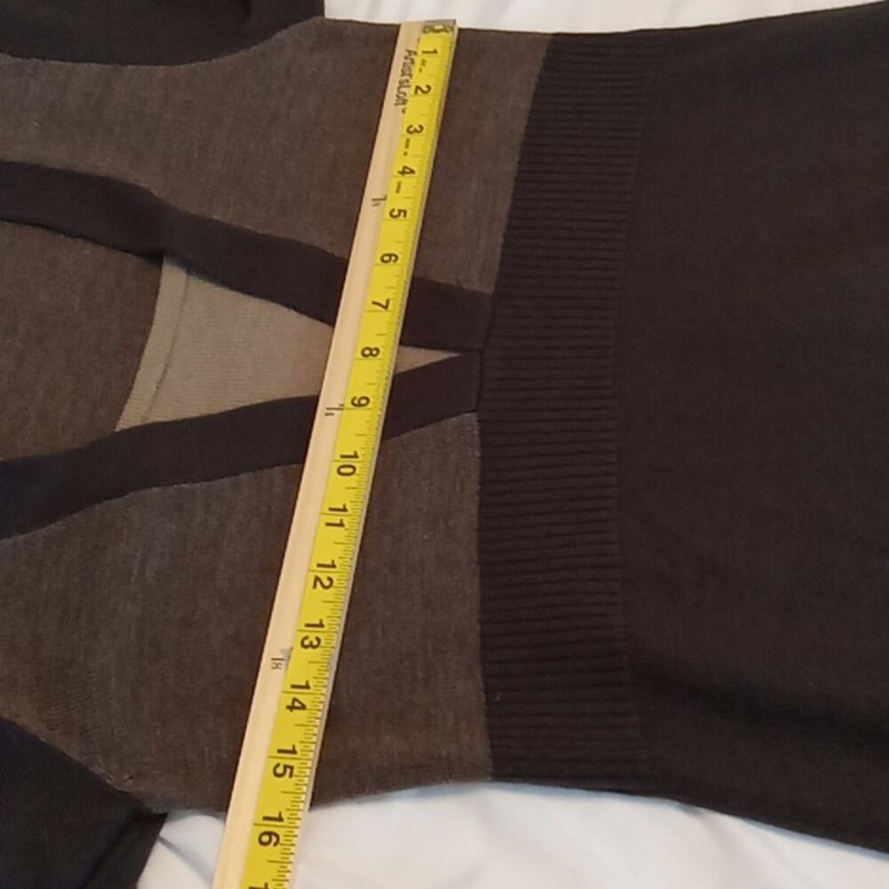 Connected women's size Small brown knit dress. - Picture 6 of 7
